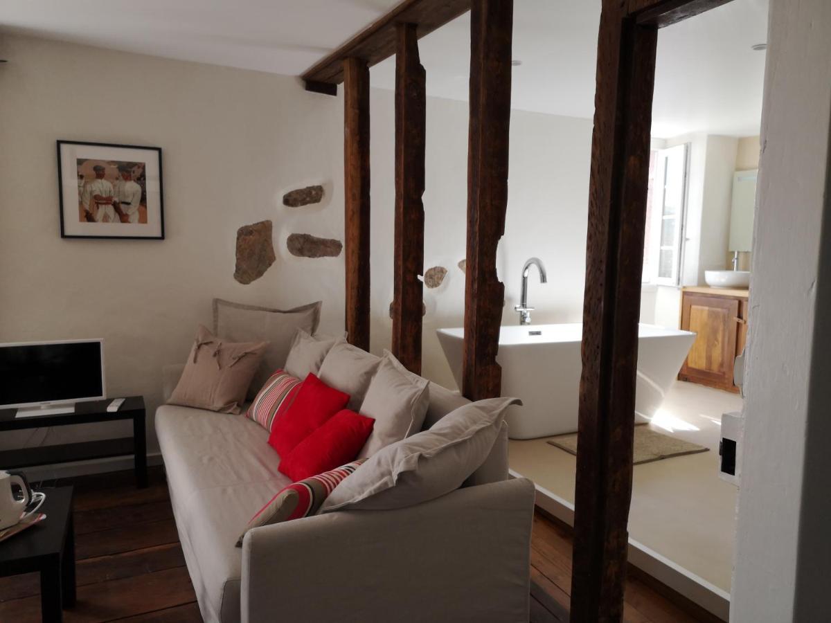Chalbonia Bed and Breakfast Louhossoa Εξωτερικό φωτογραφία