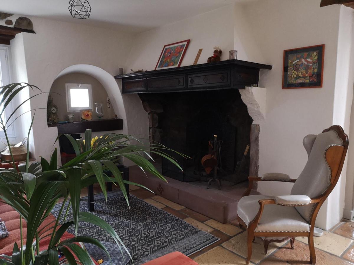 Chalbonia Bed and Breakfast Louhossoa Εξωτερικό φωτογραφία