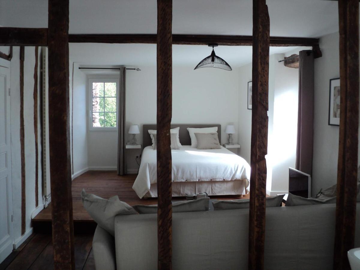 Chalbonia Bed and Breakfast Louhossoa Εξωτερικό φωτογραφία